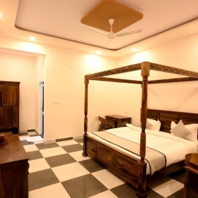Hotel Van Bagh Maharaja Premium Room